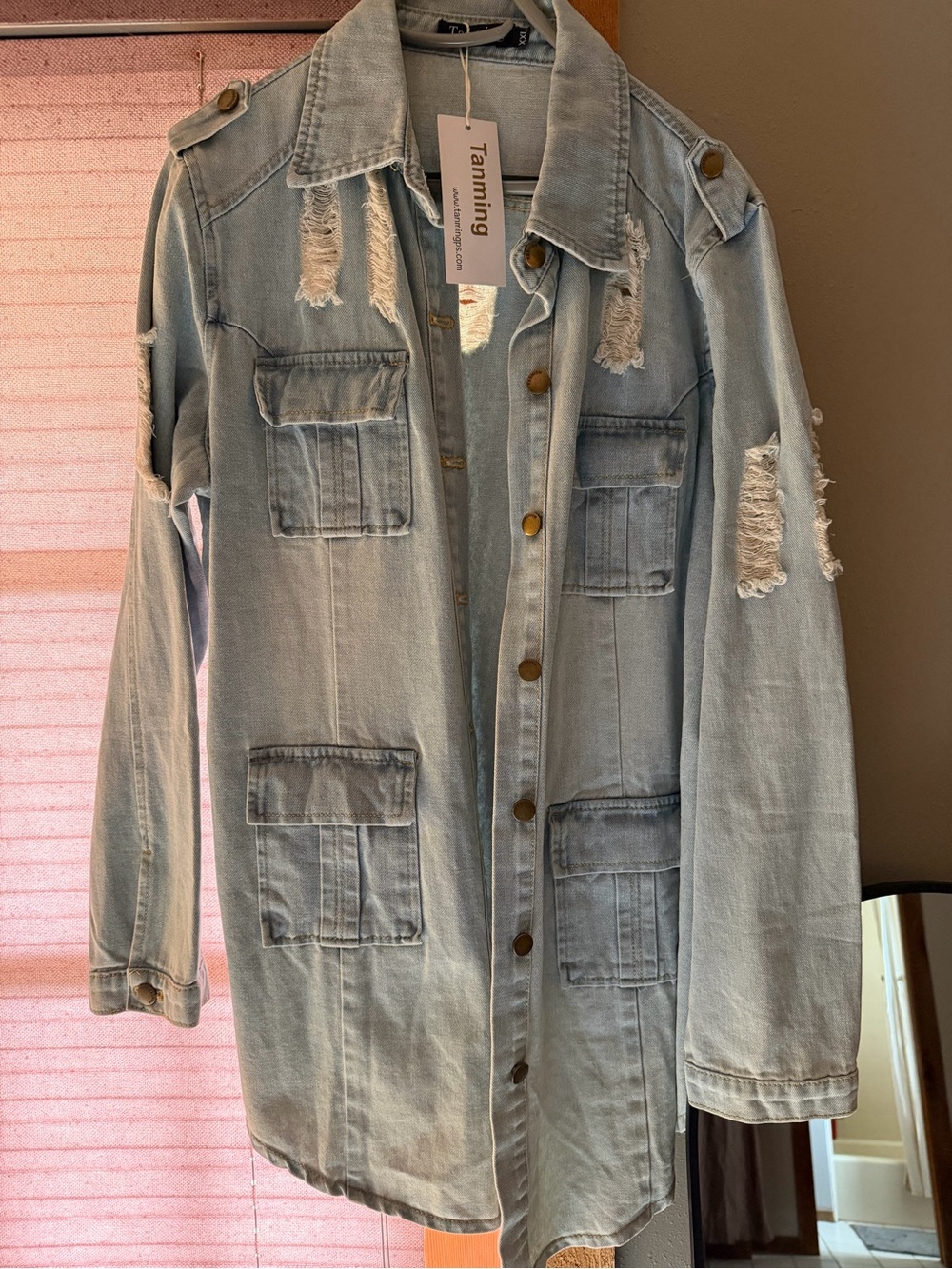 Tanning Light Wash Distressed Denim Utility Jacket